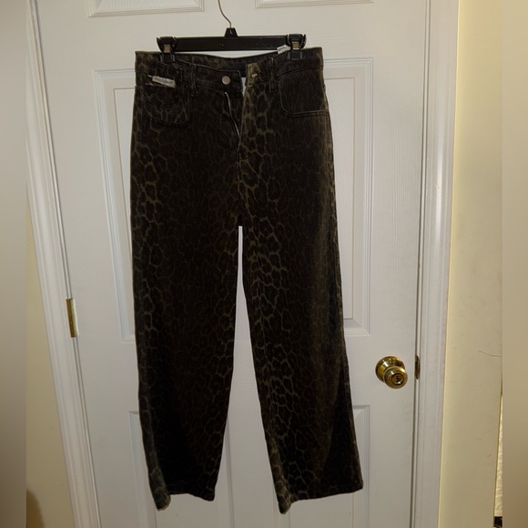Cheetah print jeans - Picture 1 of 4